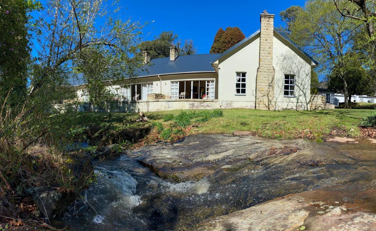 The Historic Hogsback Inn Exteriör bild